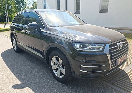 Audi Q7 45 TDI quattro 7Sitz Pano StHz AHK BOSE 8fach