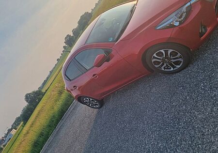 Mazda 2 SKYACTIV-G 90 NAKAMA NAKAMA