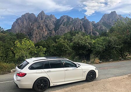BMW M550d xDrive Touring A M