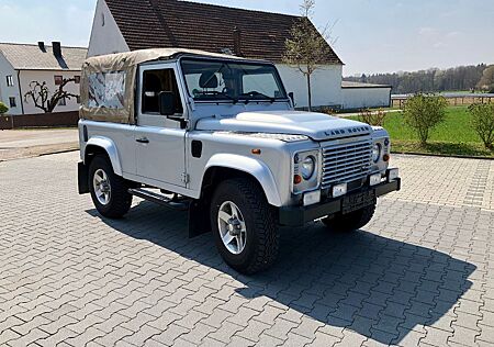 Land Rover Defender 90 TD4 Softtop