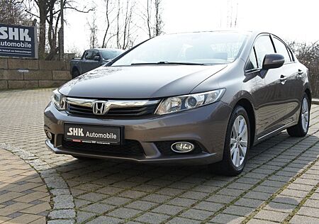 Honda Civic 1.8i Limousine