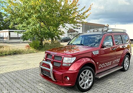 Dodge Nitro R/T 4.0 Automatik 4x4 Mega-Optik Tüv-Neu