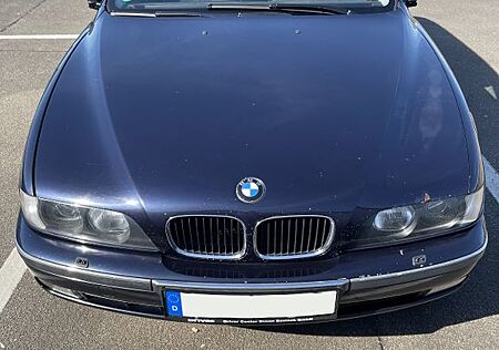 BMW 523i Touring - Xenon | Leder | Memory