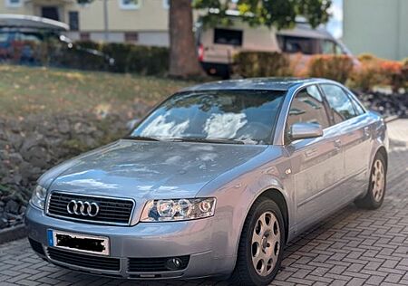 Audi A4 2.0 - TÜV bis 08/26 - Service/Inspektion Neu