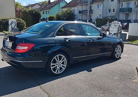 Mercedes-Benz C 220 CDI AVANTGARDE