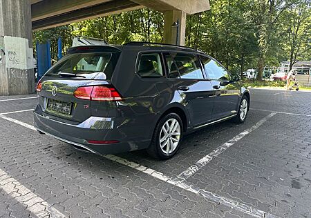 VW Golf Volkswagen 1.6 TDI DSG Comfortline Variant Comfortline
