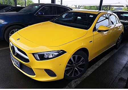 Mercedes-Benz A 250 gebraucht kaufen Mercedes-Benz A 250 e PHEV Aut. LED-Xenon Widescreen Navi 1/2