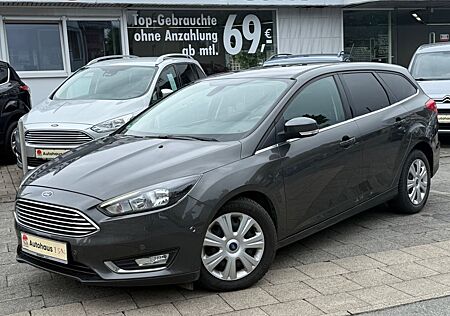 Ford Focus Turnier Titanium NAVI PDC MFL LED TEMPOMAT