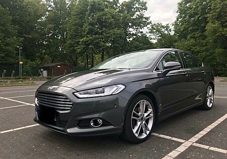 Ford Mondeo 2,0 TDCi Bi-Turbo Titanium PowerShift...