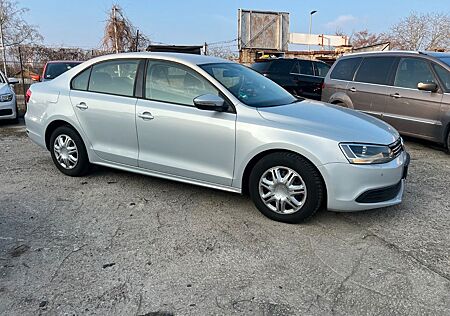 VW Jetta Volkswagen VI Comfortline 1,6 TDI