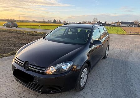 VW Golf Volkswagen 1.6 TDI Comfortline *Navigation*Klimatronic