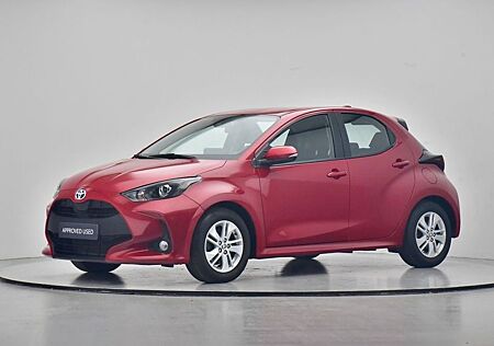 Toyota Yaris 1.5 Hybrid Active AHK+15"ALU+KLIMAAUTO+TOP