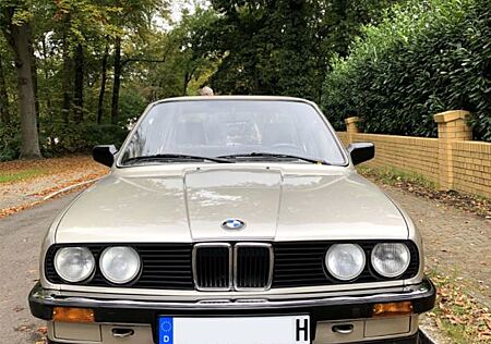BMW 318i
