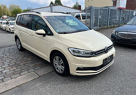 VW Touran Volkswagen 2.0 TDI SCR DSG LED NEUE Model