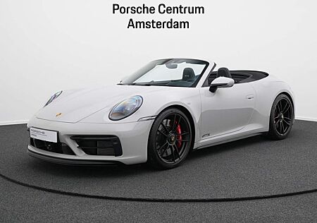 Porsche 992 Carrera 4 GTS Cabrio