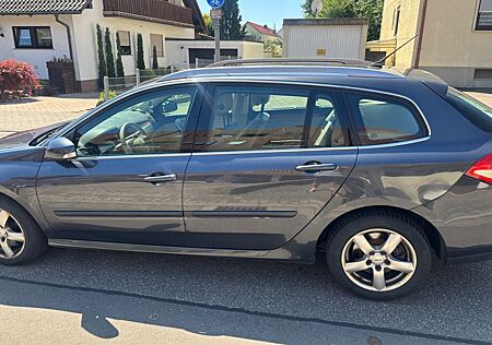 Renault Laguna Grandtour Initiale 2.0 dCi FAP 127kW ...
