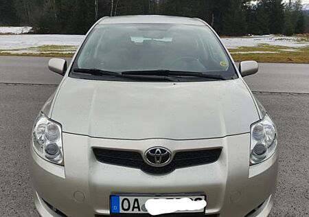 Toyota Auris 1,6-l-Valvematic Life Life