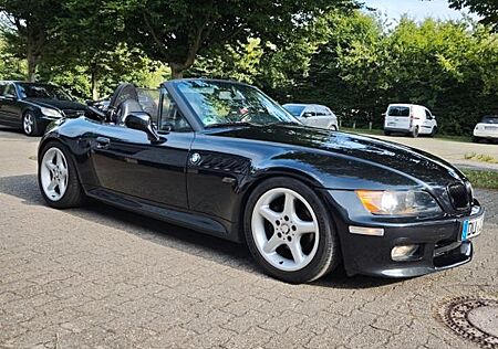 BMW Z3 Roadster 2.8 - E36 Schwarz Manuell 6 Zyl.