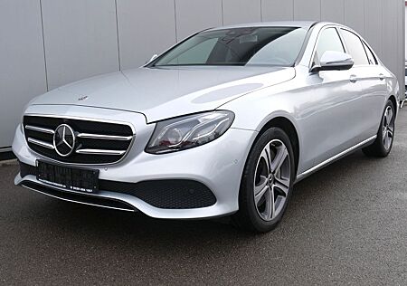 Mercedes-Benz E 400 E 400d 4Matic Lim. Avantgarde NAVI/LED/360°/DIST