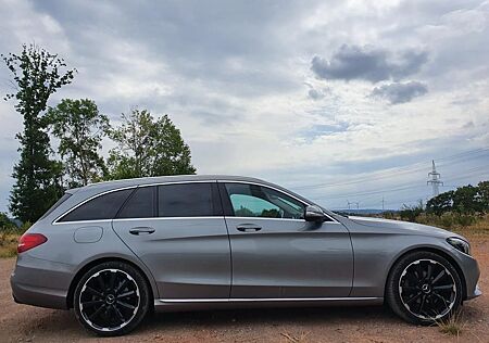 Mercedes-Benz C 180 T -