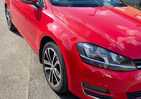 VW Golf Volkswagen , DSG, ALLSTAR, NAVI, 2 HD, RENTNERFZG,