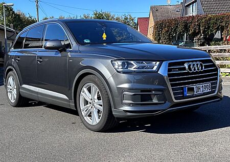 Audi Q7 50 TDI quattro tiptronic -