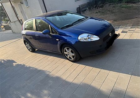 Fiat Grande Punto 1.4 8V 1.HAND / TÜV NEU