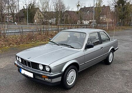 BMW 320i Oldtimer