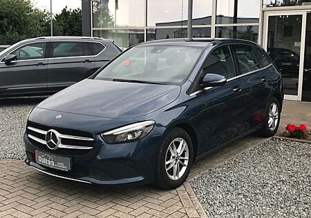 Mercedes-Benz B 180 d DCT Style Navi LED PDC T-Leder Spur