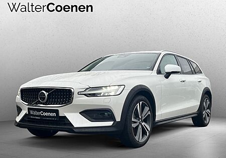 Volvo V60 CC V60 Cross Country AWD Plus SHZ+PDC+PA+360' Kam