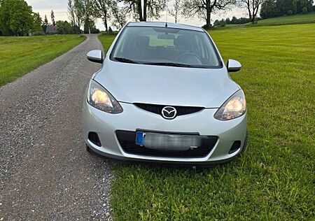 Mazda 2 (1.3 L) KLIMA, ALUFELGEN, 8fach,DISPLAY RADIO