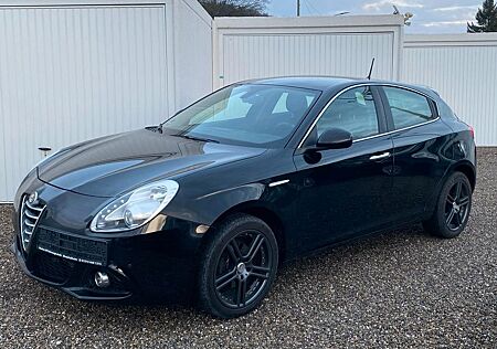 Alfa Romeo Giulietta Turismo Diesel 4,4l/100 Alu Navi SHZ