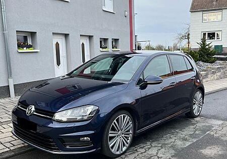 VW Golf Volkswagen 2.0 TDI DSG BMT Highline R Line
