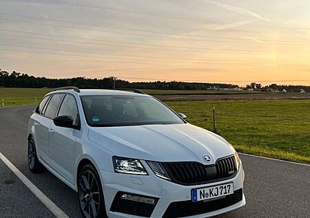 Skoda Octavia 2.0 TDI R.S 2.0Combi