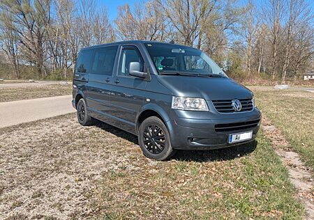VW T5 Multivan Volkswagen