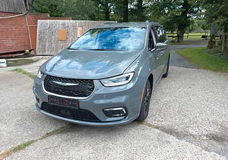 Chrysler Pacifica / facelift / 7 Sitzer