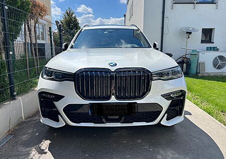 BMW X7 M50 M50i -