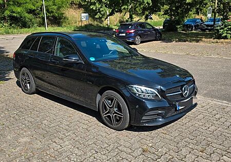 Mercedes-Benz C 300 C 300e T AMG Line +Distronic +Pano. Dach