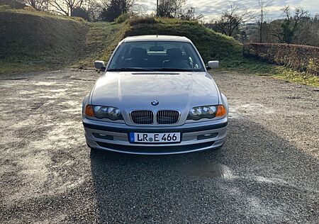 BMW 323i E46