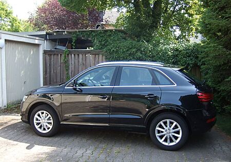 Audi Q3 2.0 TFSI quattro -Panoramadach-Xenon
