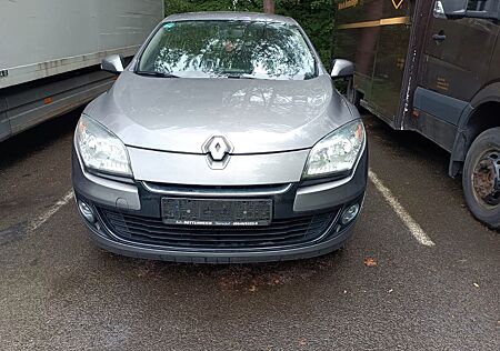 Renault Megane Dynamique ENERGY TCe 115 Start & Stop...