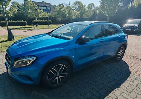 Mercedes-Benz GLA 200 Sport | Navi | Xenon | Pano | Night-Pake