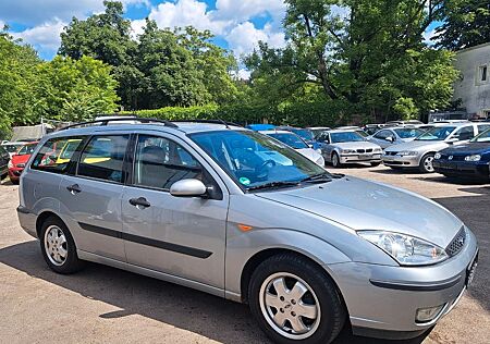 Ford Focus 1.6 Futura Autom./Tüv+Insp. neu/1.Hand