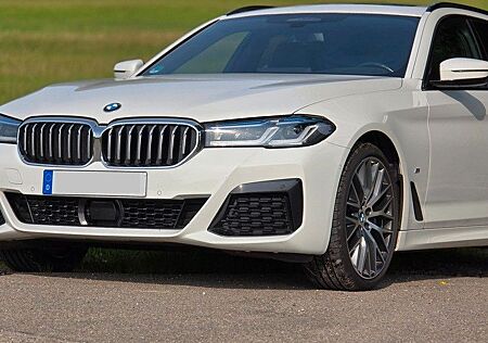 BMW 540d xDrive Touring A -