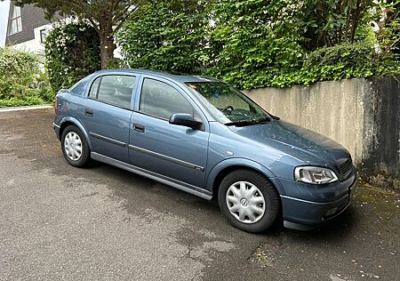 Opel Astra 1.6 16V Sportive Sportive
