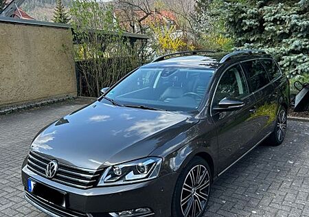 VW Passat Volkswagen 2.0 TSI DSG Exclusive Exclusive