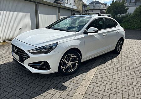 Hyundai i30 1.6 CRDi 100kW Mild Hybrid Fastback (Diesel)
