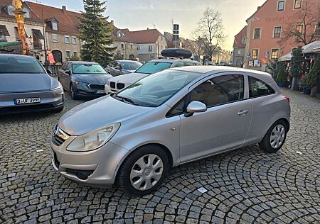 Opel Corsa D Tüv2027 Klima Top 82tkm 4Zylinder 2FuZv