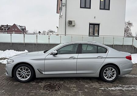 BMW 530 d/AUT/SHZ/PDC/TEMP/