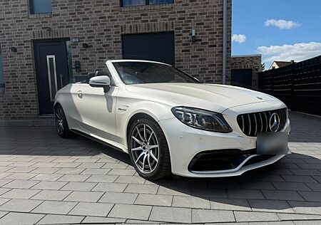 Mercedes-Benz C 63 AMG gebraucht kaufen Mercedes-Benz C 63 AMG Cabriolet FACELIFT